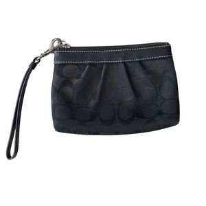 COACH Black Monogram Wristlet Zip Bag vintage‎